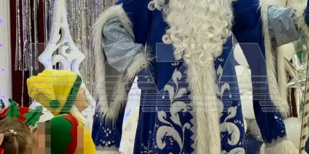 Обидевший ребёнка Дед Мороз из Челябинска раскрыл детали скандала в саду. Всё не так, как казалось Обидевший ребёнка Дед Мороз из Челябинска раскрыл детали скандала в саду. Всё не так, как казалось