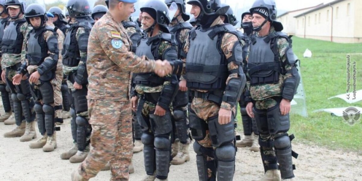 Пашинян готовится к вoйне с Россией? Армения готовит бойцов на западных полигонах и раздает оружие населению
