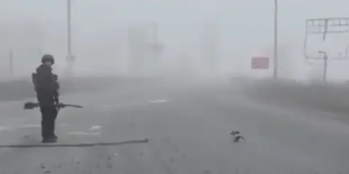 Видео входа наших в Покровск, под покровом тумана. «Безумный Макс», или откуда этот автохлам?