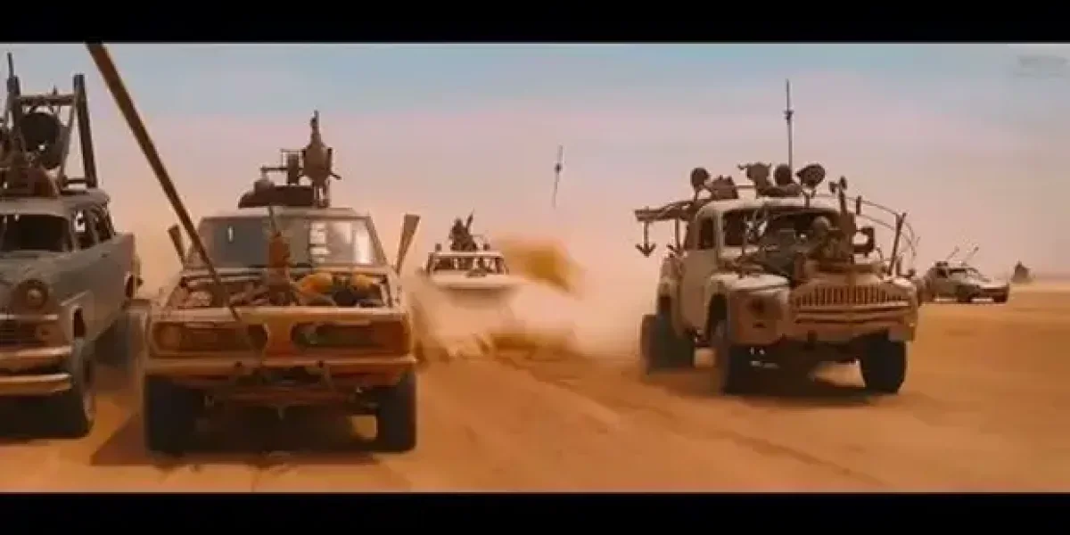 Видео входа наших в Покровск, под покровом тумана. «Безумный Макс», или откуда этот автохлам?