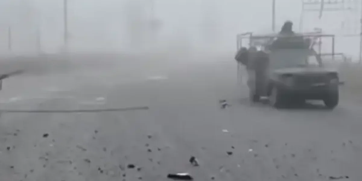 Видео входа наших в Покровск, под покровом тумана. «Безумный Макс», или откуда этот автохлам?