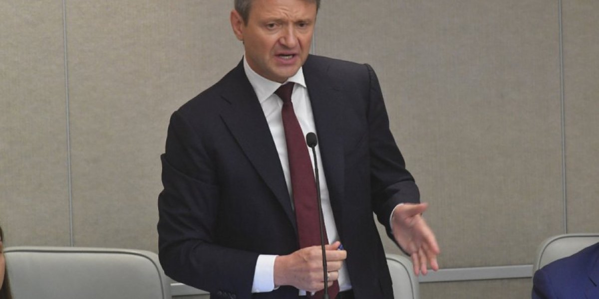 Ратовал за связи с Азербайджаном, подвел под статью депутат-беглец: биография депутата Анатолия Вороновского, лишенного неприкосновенности