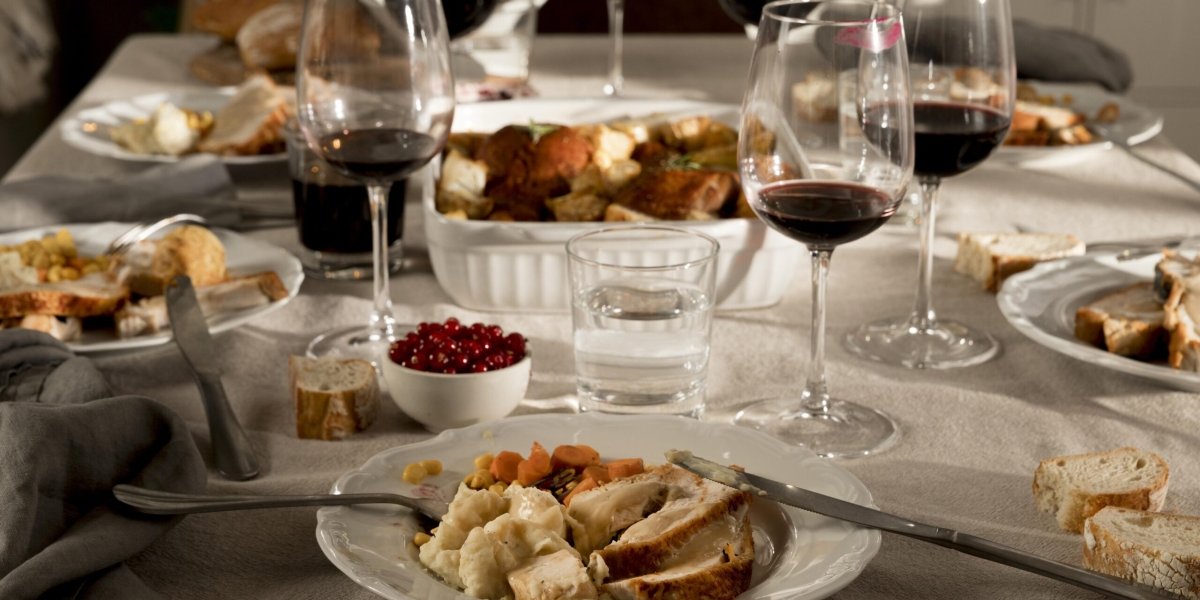 Четыре правила эндокринолога: как праздновать Новый год без изжоги Четыре правила эндокринолога: как праздновать Новый год без изжоги