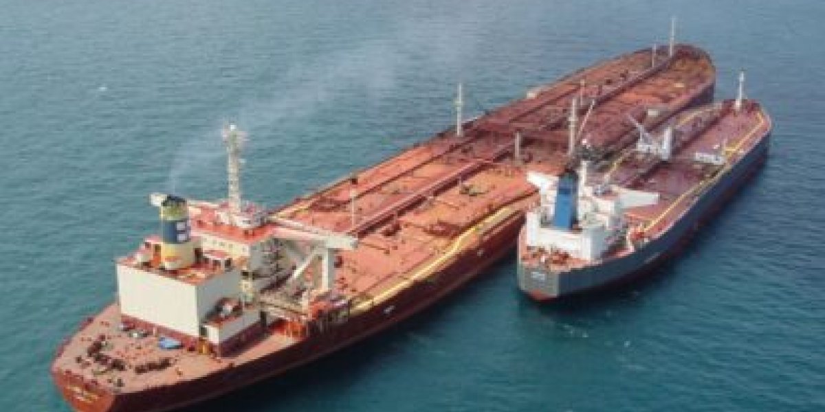 Российские танкеры с нефтью застряли в азиатских портах Российские танкеры с нефтью застряли в азиатских портах