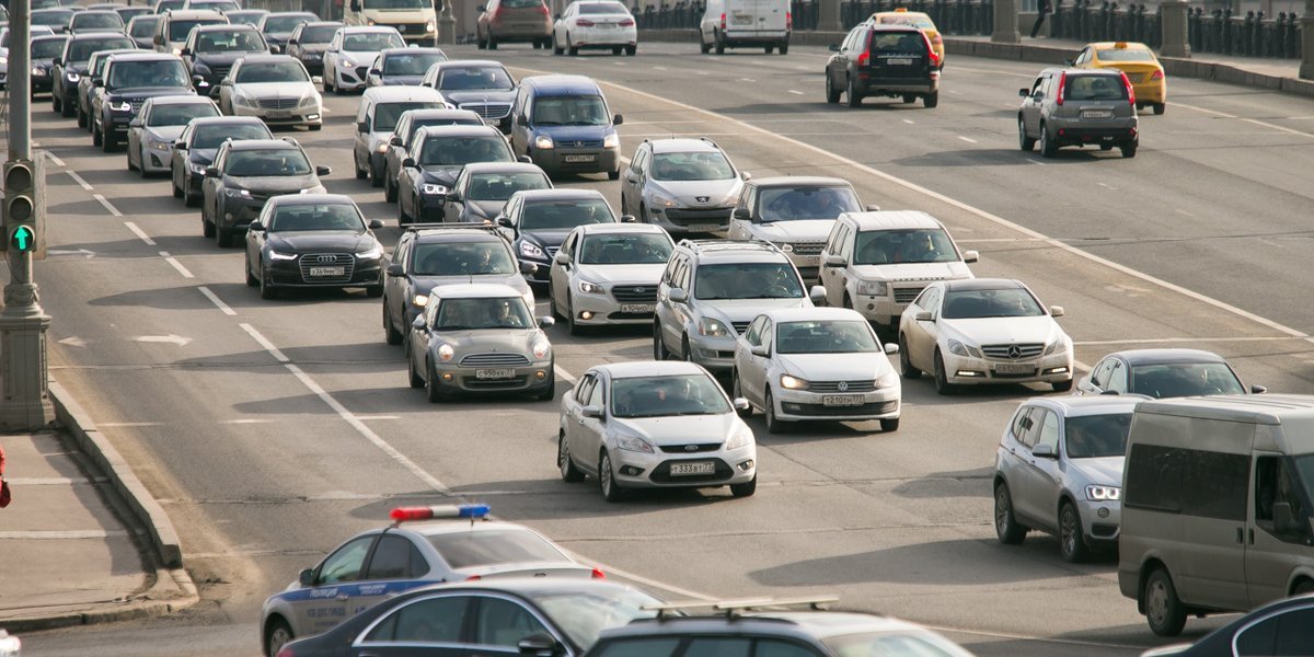 Дороги под завязку: названы самые загруженные дни декабря в Москве Дороги под завязку: названы самые загруженные дни декабря в Москве