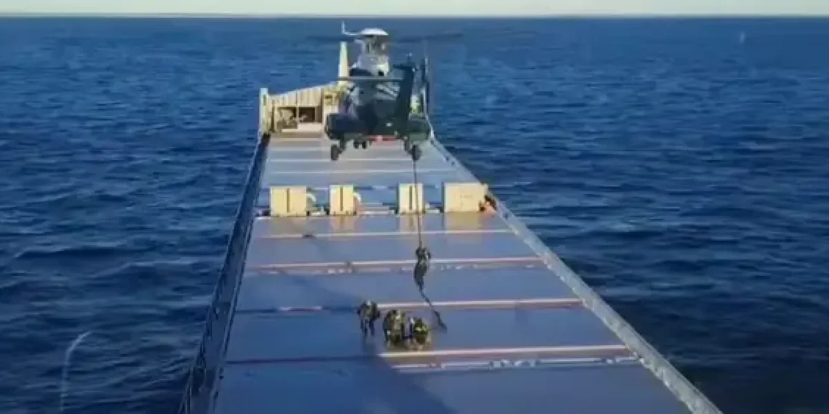 «Захватывайте русские корабли, вам ничего не будет!» При абордаже судна РФ финских операторов было больше, чем спецназа «Захватывайте русские корабли, вам ничего не будет!» При абордаже судна РФ финских операторов было больше, чем спецназа