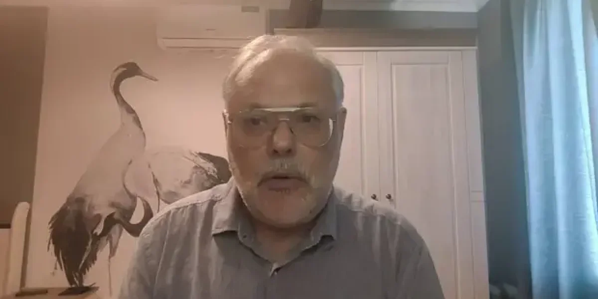 «Квартиру трешку — с ходу!» Радикальный план Хазина по поднятию рождаемости. Вскрыл аферу с льготной ипотекой «Квартиру трешку — с ходу!» Радикальный план Хазина по поднятию рождаемости. Вскрыл аферу с льготной ипотекой