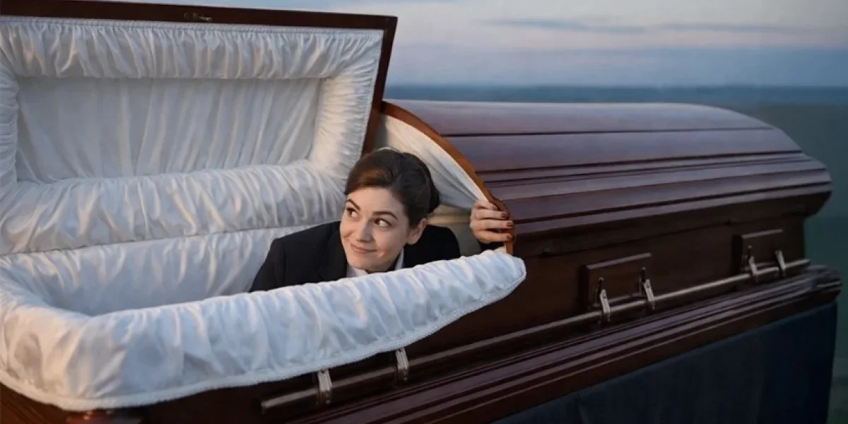 Фантомная тень министерства: как беглая чиновница Марианна Ступина инсценировала смерть и 13 лет пряталась от правосудия Фантомная тень министерства: как беглая чиновница Марианна Ступина инсценировала смерть и 13 лет пряталась от правосудия