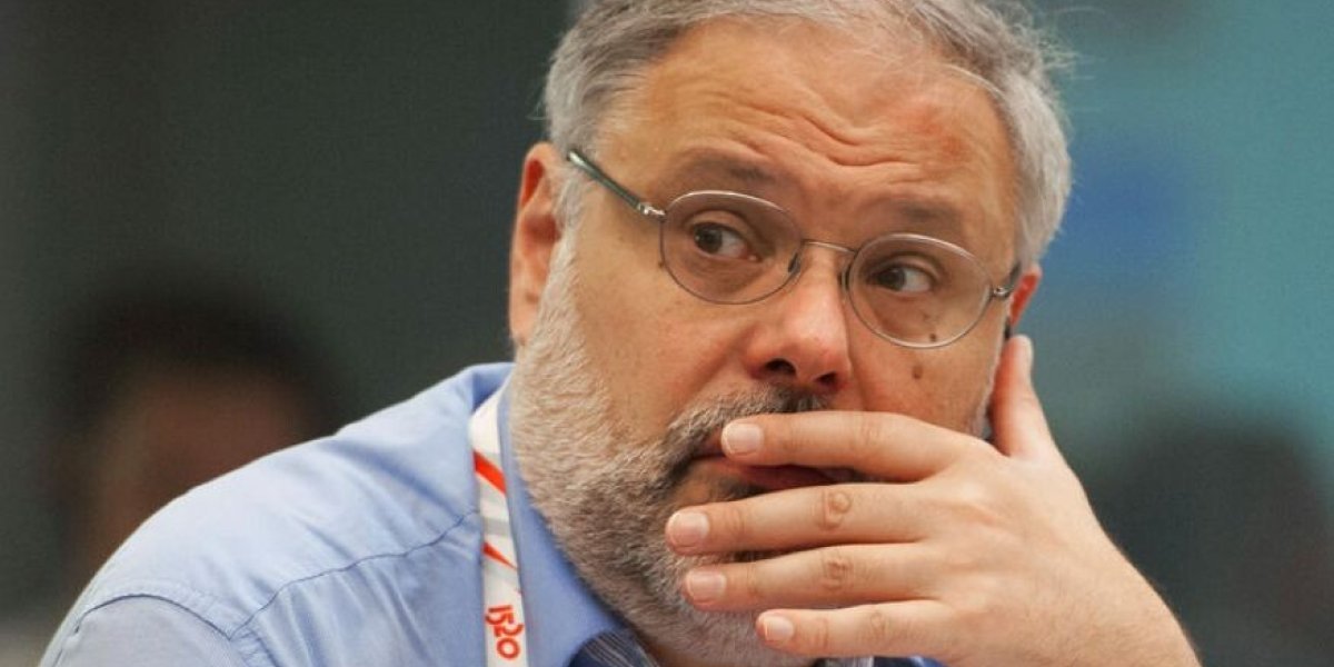 Хазин не стал молчать: Вредители и предатели внутри России испугались…и замедлилил Телеграм Хазин не стал молчать: Вредители и предатели внутри России испугались…и замедлилил Телеграм