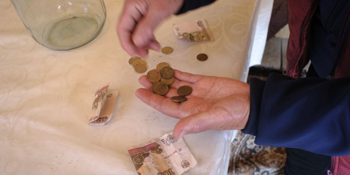 Пенсионеры в панике переписывают квартиры на детей. Что происходит? Пенсионеры в панике переписывают квартиры на детей. Что происходит?