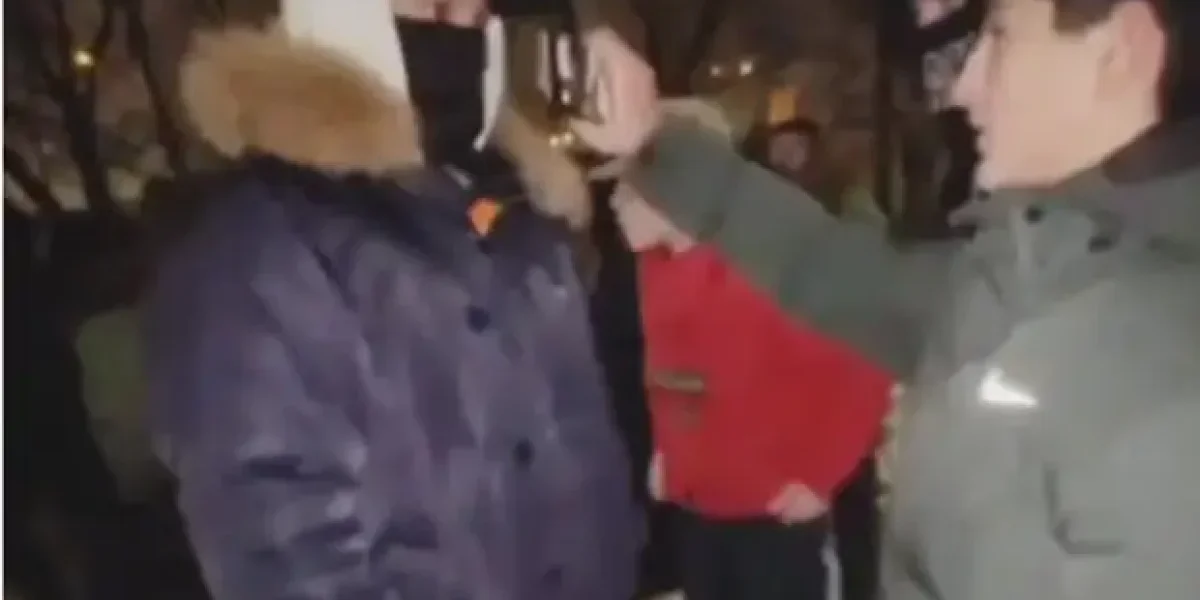 Скажи «Ахмат» — сила». Зачем гости с Кавказа набрасываются на москвичей? И что велят их «старшие» Скажи «Ахмат» — сила». Зачем гости с Кавказа набрасываются на москвичей? И что велят их «старшие»