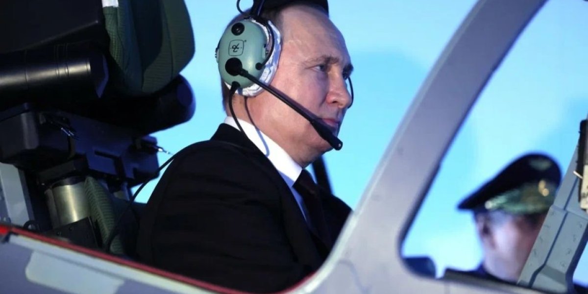 Путин не смог усидеть на месте: Трамп поставил жёсткий ультиматум. Спецборт уже в Пекине Путин не смог усидеть на месте: Трамп поставил жёсткий ультиматум. Спецборт уже в Пекине