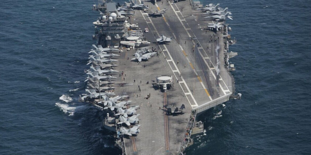 Охота на «Нимиц»: Иран заявил о попадании ракет в авианосец США, Пентагон всё отрицает Охота на «Нимиц»: Иран заявил о попадании ракет в авианосец США, Пентагон всё отрицает